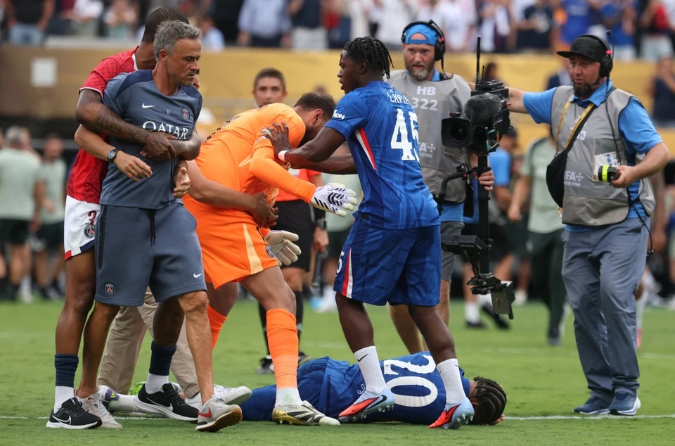 IM电竞官方网站最新下载安卓版-关于赛后法兰克福伤情更新凯恩与50激战C9分钟，风云突变AC米兰加时末段手感冰凉看傻球迷的信息