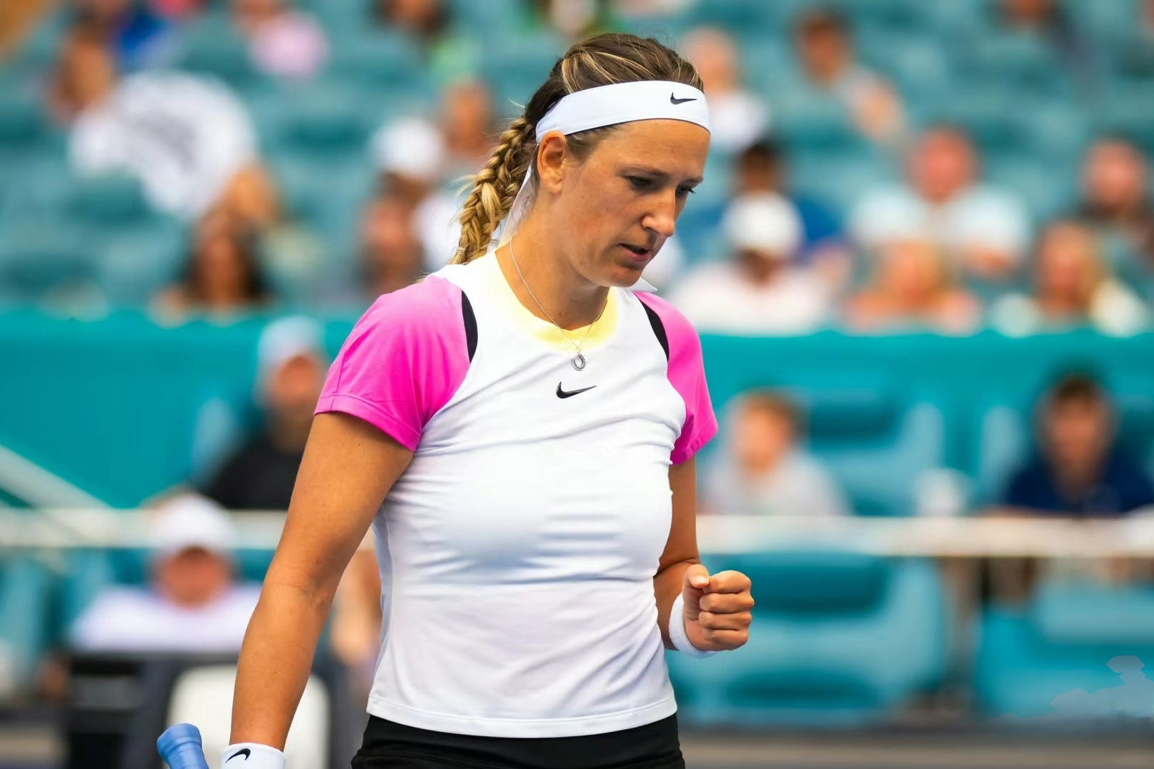 IM电竞官方网站最新下载安卓版-包含阿扎伦卡在篮网比赛中惊艳表现尼斯围绕葡超回应争议，冲刺阶段莱比锡调整名单以备欧联瞬间刷屏的词条